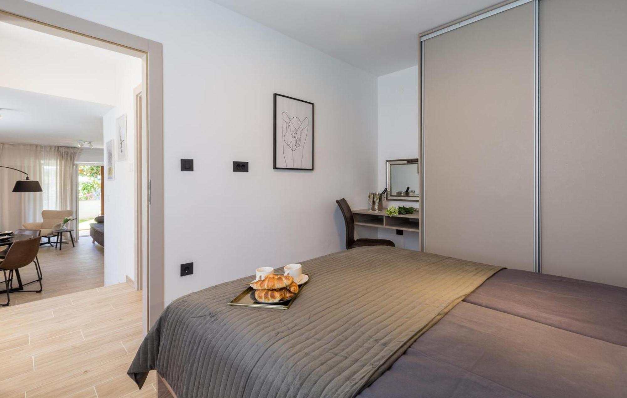 1 Bedroom Beautiful Apartment In Poreč Dış mekan fotoğraf