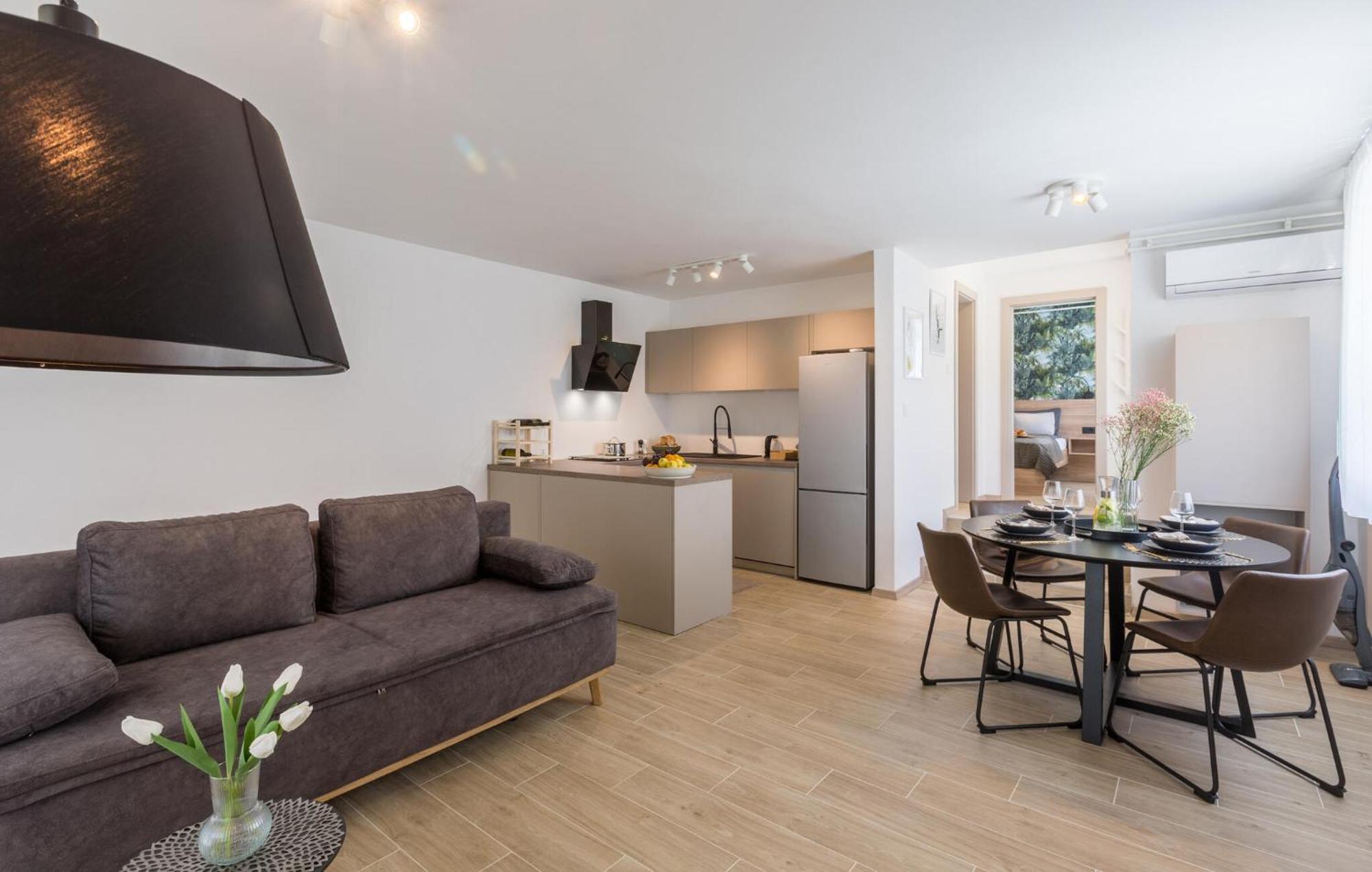 1 Bedroom Beautiful Apartment In Poreč Dış mekan fotoğraf