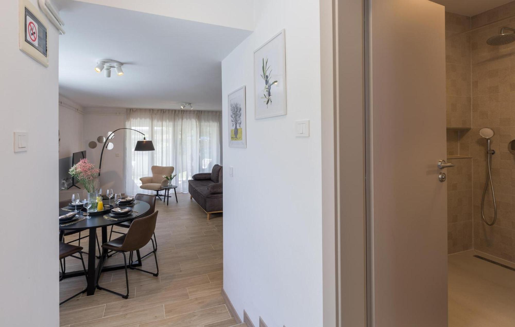 1 Bedroom Beautiful Apartment In Poreč Dış mekan fotoğraf